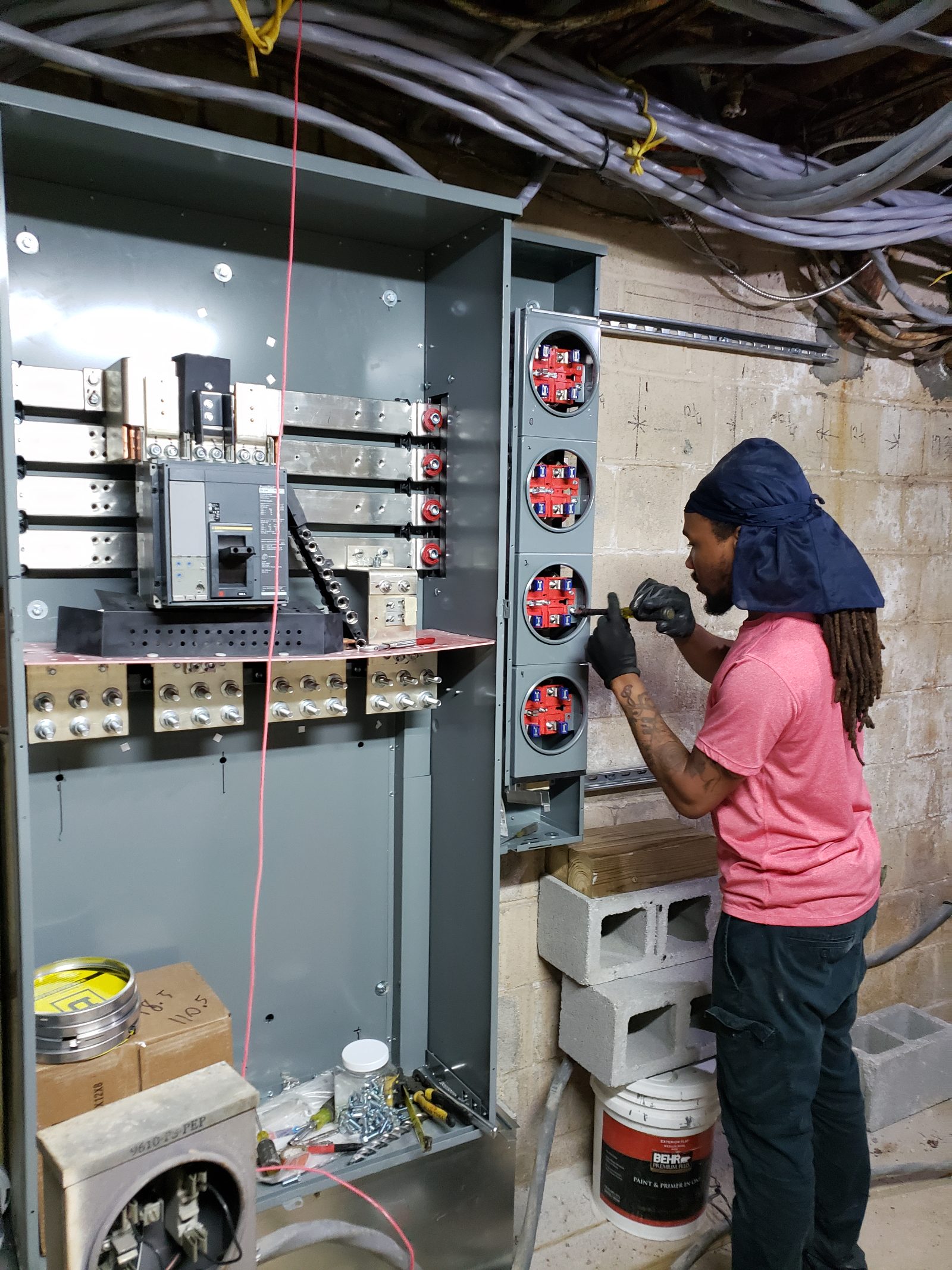 Commercial distribution switchgear build-out