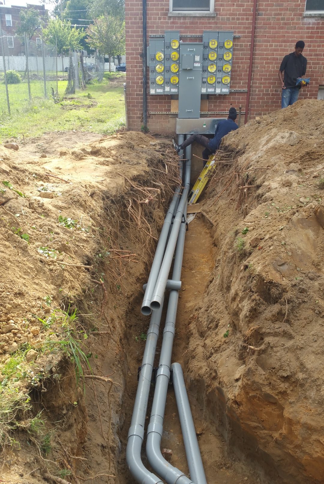 Underground conduit and duct bank installation